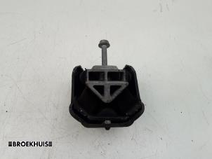 Gebruikte Motorrubber Volkswagen Crafter 2.0 BiTDI Prijs € 30,25 Inclusief btw aangeboden door Autobedrijf Broekhuis B.V.