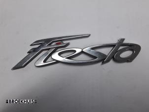 Gebruikte Embleem Ford Fiesta 6 (JA8) 1.25 16V Prijs € 5,00 Margeregeling aangeboden door Autobedrijf Broekhuis B.V.