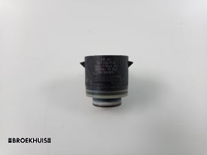 Gebruikte PDC Sensor Volkswagen Passat Variant (3G5) 1.6 TDI 16V Prijs € 10,00 Margeregeling aangeboden door Autobedrijf Broekhuis B.V.