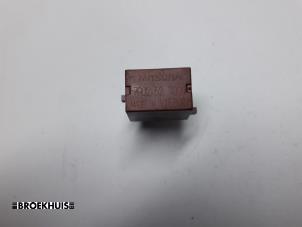 Gebruikte Relais Honda CR-V (RE/RM) 2.2 i-DTEC 16V 4x4 Prijs € 5,00 Margeregeling aangeboden door Autobedrijf Broekhuis B.V.