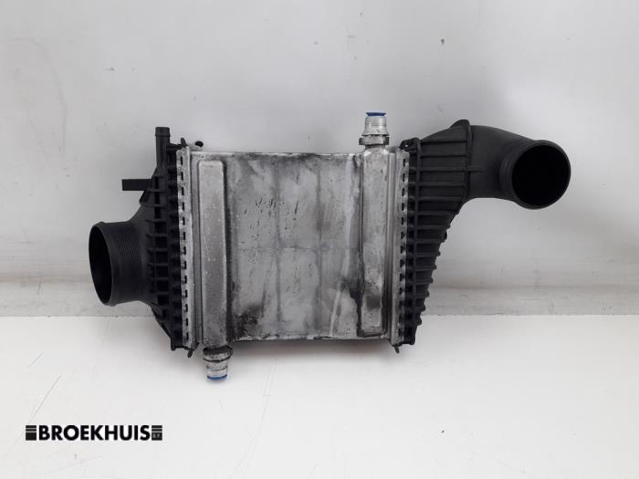 Gebruikte Intercooler Mercedes GLA AMG (156.9) 2.0 45 AMG Turbo 16V Prijs € 120,00 Margeregeling aangeboden door Autobedrijf Broekhuis B.V.