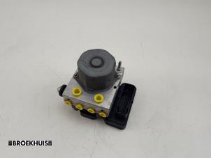 Gebruikte ABS Pomp Mercedes GLA AMG (156.9) 2.0 45 AMG Turbo 16V Prijs € 130,00 Margeregeling aangeboden door Autobedrijf Broekhuis B.V.