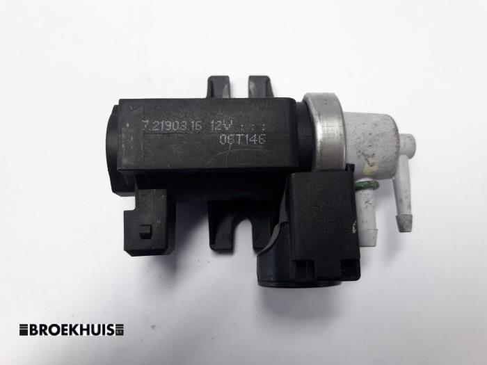 Gebruikte Overdrukklep Turbo Hyundai H-1/Starex 2.5 CRDi 16V Prijs € 20,00 Margeregeling aangeboden door Autobedrijf Broekhuis B.V.