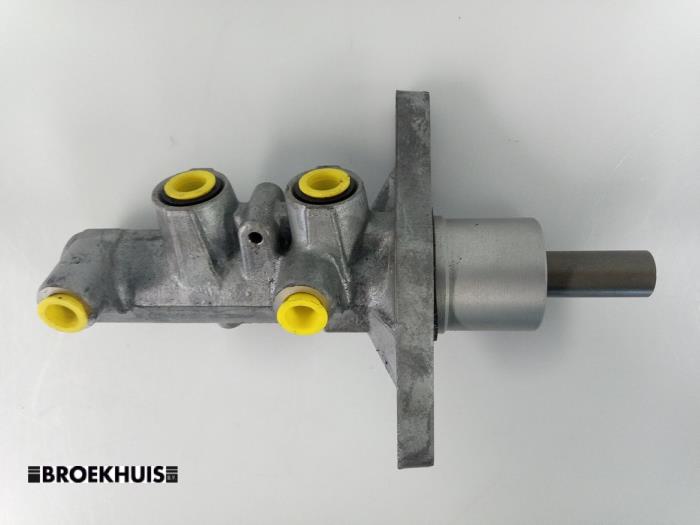 Gebruikte Hoofdremcilinder Renault Master III (MA/MB/MC/MD/MH/MF/MG/MH) 2.3 dCi 135 16V FWD Prijs € 30,25 Inclusief btw aangeboden door Autobedrijf Broekhuis B.V.