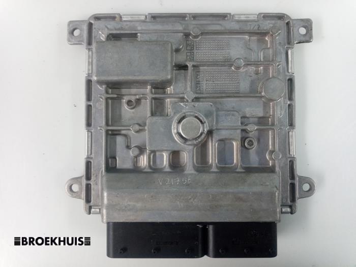 Inspuitcomputer van een Mercedes-Benz GLB (247.6) 1.3 GLB-200 Turbo 16V 2023