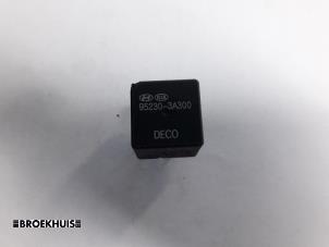 Gebruikte Relais Hyundai Trajet Prijs € 5,00 Margeregeling aangeboden door Autobedrijf Broekhuis B.V.