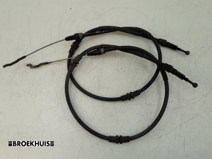 Gebruikte Handrem Kabel Volkswagen Transporter T6 2.0 TDI 150 Prijs € 42,35 Inclusief btw aangeboden door Autobedrijf Broekhuis B.V.