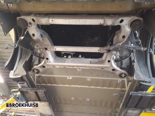 Gebruikte Subframe Tesla Model X 75D Prijs € 600,00 Margeregeling aangeboden door Autobedrijf Broekhuis B.V.