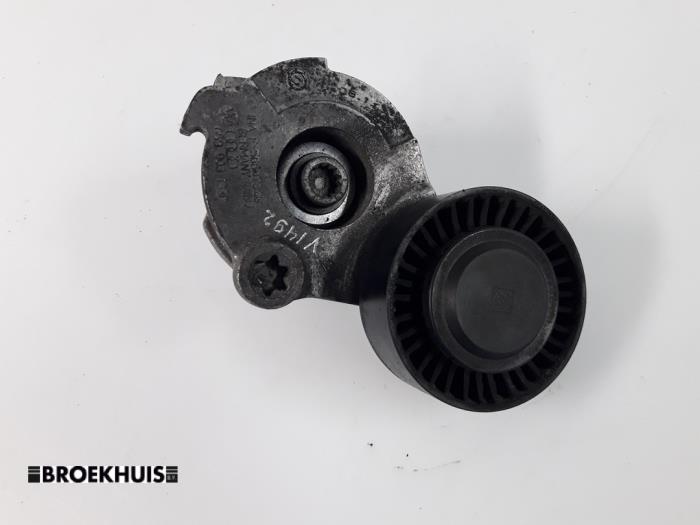 Gebruikte Spanrol Multiriem Audi A5 Sportback (8TA) 3.0 TDI V6 24V Prijs € 20,00 Margeregeling aangeboden door Autobedrijf Broekhuis B.V.