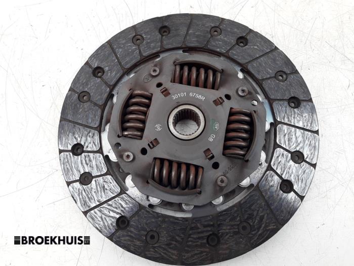 Gebruikte Koppelingsplaat Mercedes Citan (415.6) 1.5 109 CDI Prijs € 60,50 Inclusief btw aangeboden door Autobedrijf Broekhuis B.V.