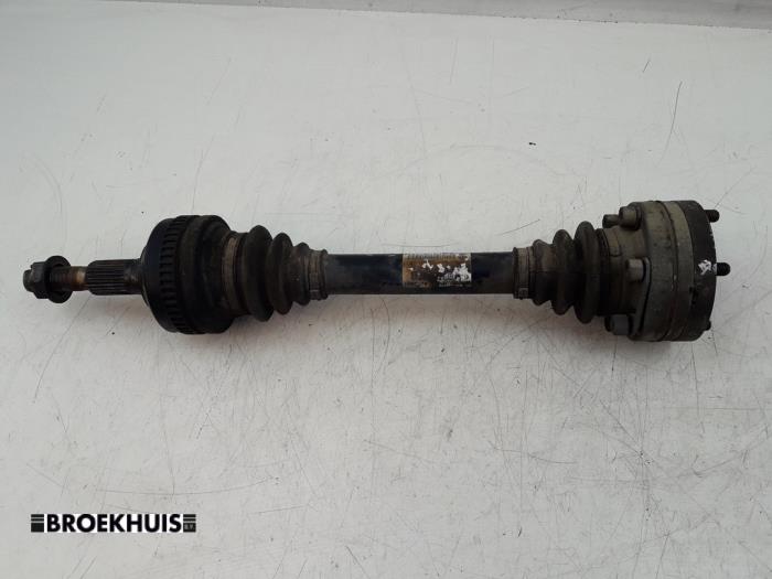 Gebruikte Steekas links-achter Porsche 911 (996) 3.6 Carrera 4 24V Prijs € 250,00 Margeregeling aangeboden door Autobedrijf Broekhuis B.V.