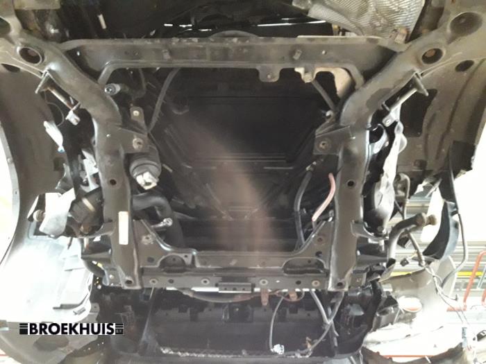 Gebruikte Subframe BMW X1 (E84) xDrive 20d 2.0 16V Prijs € 275,00 Margeregeling aangeboden door Autobedrijf Broekhuis B.V.