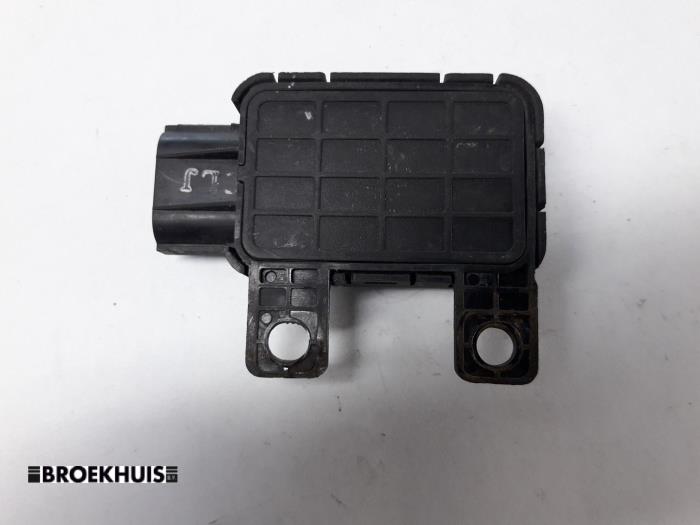 Gebruikte Luchtkwaliteit sensor Hyundai Santa Fe II (CM) 2.2 CRDi 16V 4x4 Prijs € 10,00 Margeregeling aangeboden door Autobedrijf Broekhuis B.V.