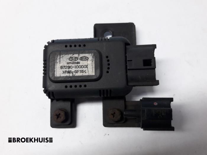Gebruikte Luchtkwaliteit sensor Hyundai Santafe Prijs € 10,00 Margeregeling aangeboden door Autobedrijf Broekhuis B.V.