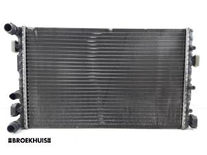 Gebruikte Radiateur Skoda Fabia (6Y2) 1.2 HTP Prijs € 25,00 Margeregeling aangeboden door Autobedrijf Broekhuis B.V.