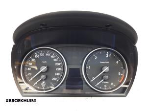 Gebruikte Tellerklok BMW X1 (E84) xDrive 20d 2.0 16V Prijs € 100,00 Margeregeling aangeboden door Autobedrijf Broekhuis B.V.