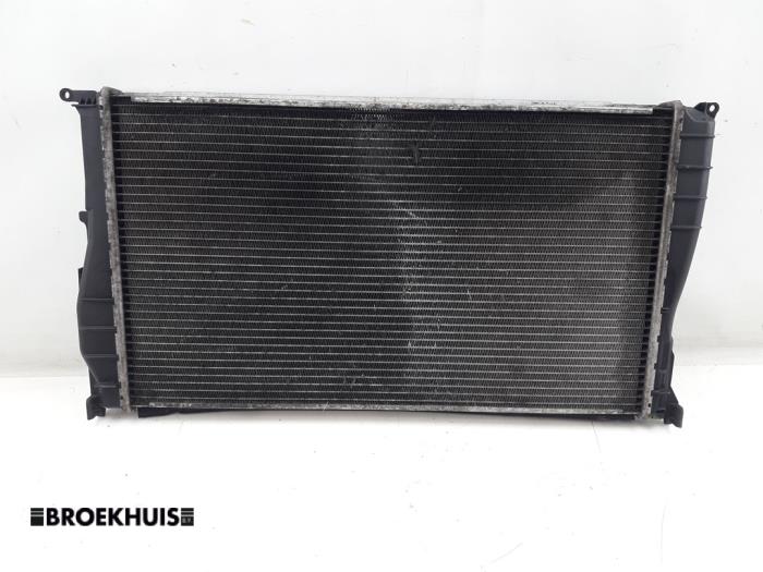 Gebruikte Radiateur BMW X1 (E84) xDrive 20d 2.0 16V Prijs € 50,00 Margeregeling aangeboden door Autobedrijf Broekhuis B.V.