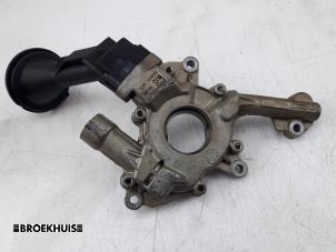 Gebruikte Oliepomp Fiat 500 (312) 0.9 TwinAir 80 Prijs € 45,00 Margeregeling aangeboden door Autobedrijf Broekhuis B.V.