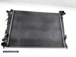 Gebruikte Radiateur Kia Sportage (SL) 2.0 CVVT 16V 4x2 Prijs € 100,00 Margeregeling aangeboden door Autobedrijf Broekhuis B.V.