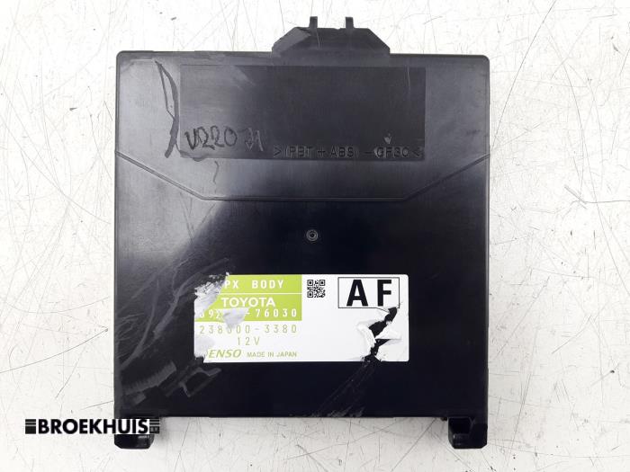 Gebruikte Bodycontrol Module Lexus CT 200h 1.8 16V Prijs € 60,00 Margeregeling aangeboden door Autobedrijf Broekhuis B.V.