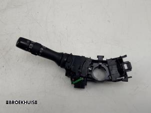 Gebruikte Schakelaar Richtingaanwijzer Lexus CT 200h 1.8 16V Prijs € 30,00 Margeregeling aangeboden door Autobedrijf Broekhuis B.V.