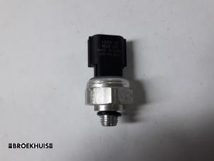 Gebruikte Druksensor airco Kia Venga 1.6 CRDi VGT 16V Prijs € 7,50 Margeregeling aangeboden door Autobedrijf Broekhuis B.V.