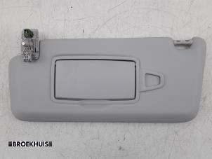 Gebruikte Zonneklep Mercedes C Estate (S205) C-180 1.6 16V BlueEfficiency Prijs € 20,00 Margeregeling aangeboden door Autobedrijf Broekhuis B.V.