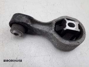 Gebruikte Motorsteun Renault Trafic (1FL/2FL/3FL/4FL) 1.6 dCi 125 Twin Turbo Prijs € 24,20 Inclusief btw aangeboden door Autobedrijf Broekhuis B.V.