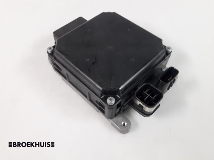 Gebruikte Computer Stuurbekrachtiging Lexus IS (E3) 300h 2.5 16V Prijs € 100,00 Margeregeling aangeboden door Autobedrijf Broekhuis B.V.