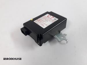 Gebruikte Bandenspanning module Lexus IS (E3) 300h 2.5 16V Prijs € 45,00 Margeregeling aangeboden door Autobedrijf Broekhuis B.V.