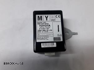 Gebruikte Module Centrale Deurvergrendeling Lexus IS (E3) 300h 2.5 16V Prijs € 35,00 Margeregeling aangeboden door Autobedrijf Broekhuis B.V.