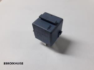 Gebruikte Relais Mini Mini (R56) Prijs € 7,50 Margeregeling aangeboden door Autobedrijf Broekhuis B.V.