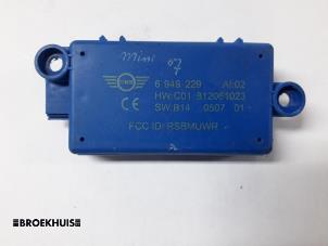 Gebruikte Alarm module Mini Mini (R56) 1.4 16V One Prijs € 10,00 Margeregeling aangeboden door Autobedrijf Broekhuis B.V.