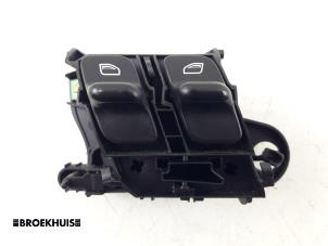 Gebruikte Ruit schakelaar elektrisch Porsche Boxster (987) 3.4 S 24V Prijs € 60,00 Margeregeling aangeboden door Autobedrijf Broekhuis B.V.