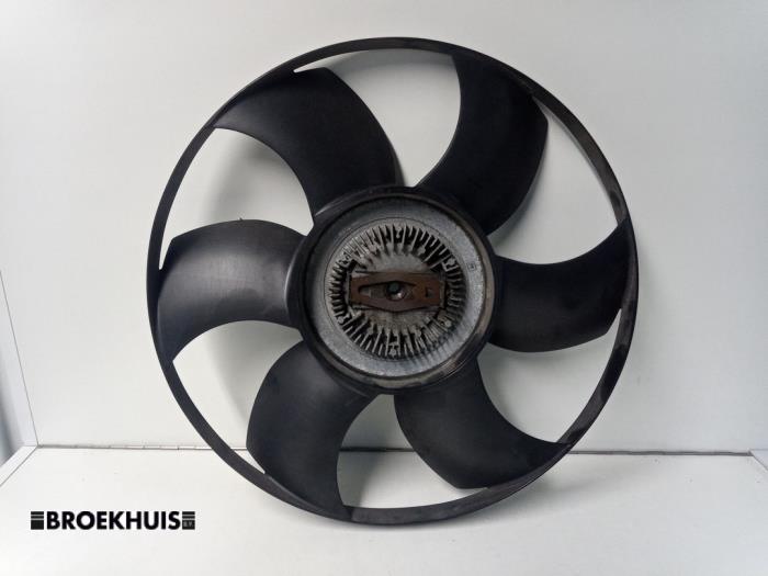 Gebruikte Viscosekoppeling koelvin Volkswagen Crafter 2.5 TDI 30/32/35 Prijs € 66,55 Inclusief btw aangeboden door Autobedrijf Broekhuis B.V.