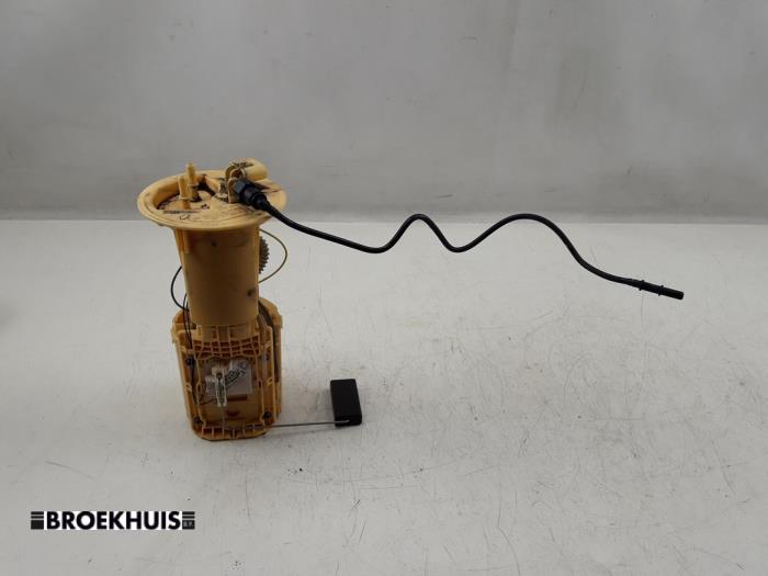 Gebruikte Tank element Pomp Volkswagen Crafter 2.5 TDI 30/32/35 Prijs € 102,85 Inclusief btw aangeboden door Autobedrijf Broekhuis B.V.