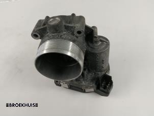 Gebruikte Gasklephuis BMW 6 serie (F12) M6 V8 32V TwinPower Turbo Prijs € 70,00 Margeregeling aangeboden door Autobedrijf Broekhuis B.V.