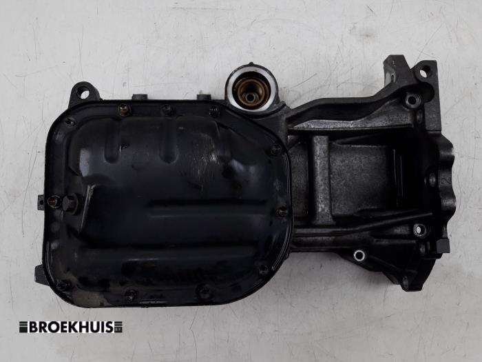 Gebruikte Carterpan Toyota Yaris Verso (P2) 1.5 16V Prijs € 50,00 Margeregeling aangeboden door Autobedrijf Broekhuis B.V.