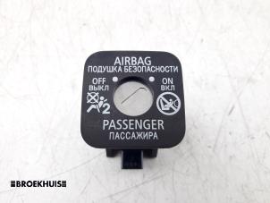Gebruikte Airbag Slot Mitsubishi Space Star (A0) 1.2 12V Prijs € 10,00 Margeregeling aangeboden door Autobedrijf Broekhuis B.V.