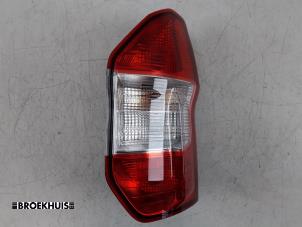 Gebruikte Achterlicht rechts Ford Transit Courier 1.5 TDCi 75 Prijs € 60,50 Inclusief btw aangeboden door Autobedrijf Broekhuis B.V.
