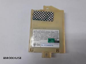 Gebruikte Alarm module Landrover Freelander Hard Top 2.0 td4 16V Prijs € 25,00 Margeregeling aangeboden door Autobedrijf Broekhuis B.V.