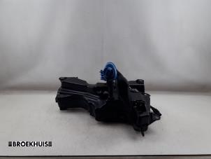 Gebruikte Ureumreservoir Ford Transit Courier 1.5 TDCi 75 Prijs € 272,25 Inclusief btw aangeboden door Autobedrijf Broekhuis B.V.