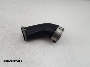 Gebruikte Turboslang Volvo V90 II (PW) 2.0 T5 16V Prijs € 35,00 Margeregeling aangeboden door Autobedrijf Broekhuis B.V.