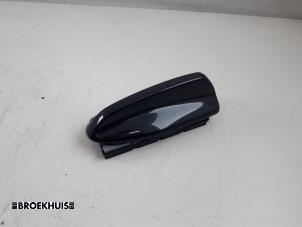 Gebruikte GPS Antenne Volvo V90 II (PW) 2.0 T5 16V Prijs € 50,00 Margeregeling aangeboden door Autobedrijf Broekhuis B.V.