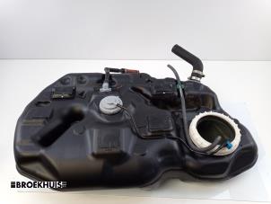 Gebruikte Tank Lexus CT 200h 1.8 16V Prijs € 100,00 Margeregeling aangeboden door Autobedrijf Broekhuis B.V.