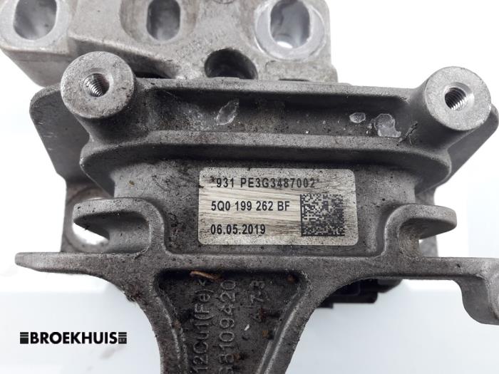 Motorsteun van een Audi A3 Limousine (8VS/8VM) 1.5 TFSI 16V 2019