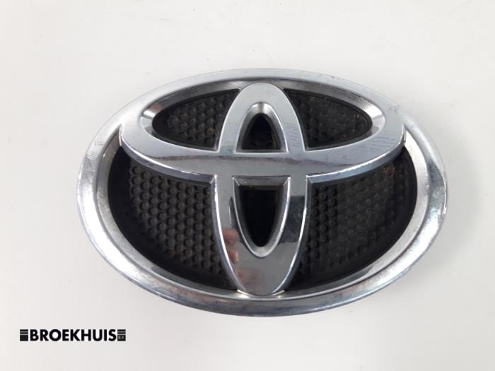 Emblem Toyota Avensis
