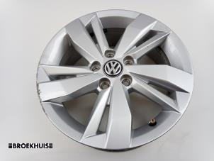Gebruikte Velg Volkswagen Polo VI (AW1) 1.0 TSI 12V Prijs € 100,00 Margeregeling aangeboden door Autobedrijf Broekhuis B.V.