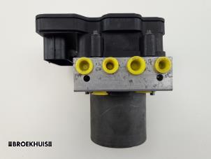 Gebruikte ABS Pomp Volkswagen Polo VI (AW1) 1.0 TSI 12V Prijs € 70,00 Margeregeling aangeboden door Autobedrijf Broekhuis B.V.