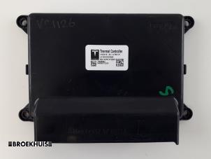 Gebruikte Module climatronic Tesla Model S 75D Prijs € 60,00 Margeregeling aangeboden door Autobedrijf Broekhuis B.V.